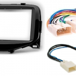 2-din installatie kit Citroen, Peugeot, Toyota inbouwpaneel met kabel en antenne