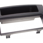 1-DIN Paneel met aflegbakje. Volkswagen Touareg / T5 Mulivan/ T5 Transporter Kleur: Zwart